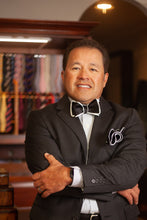 Load image into Gallery viewer, "The Michael Classic Bowtie"